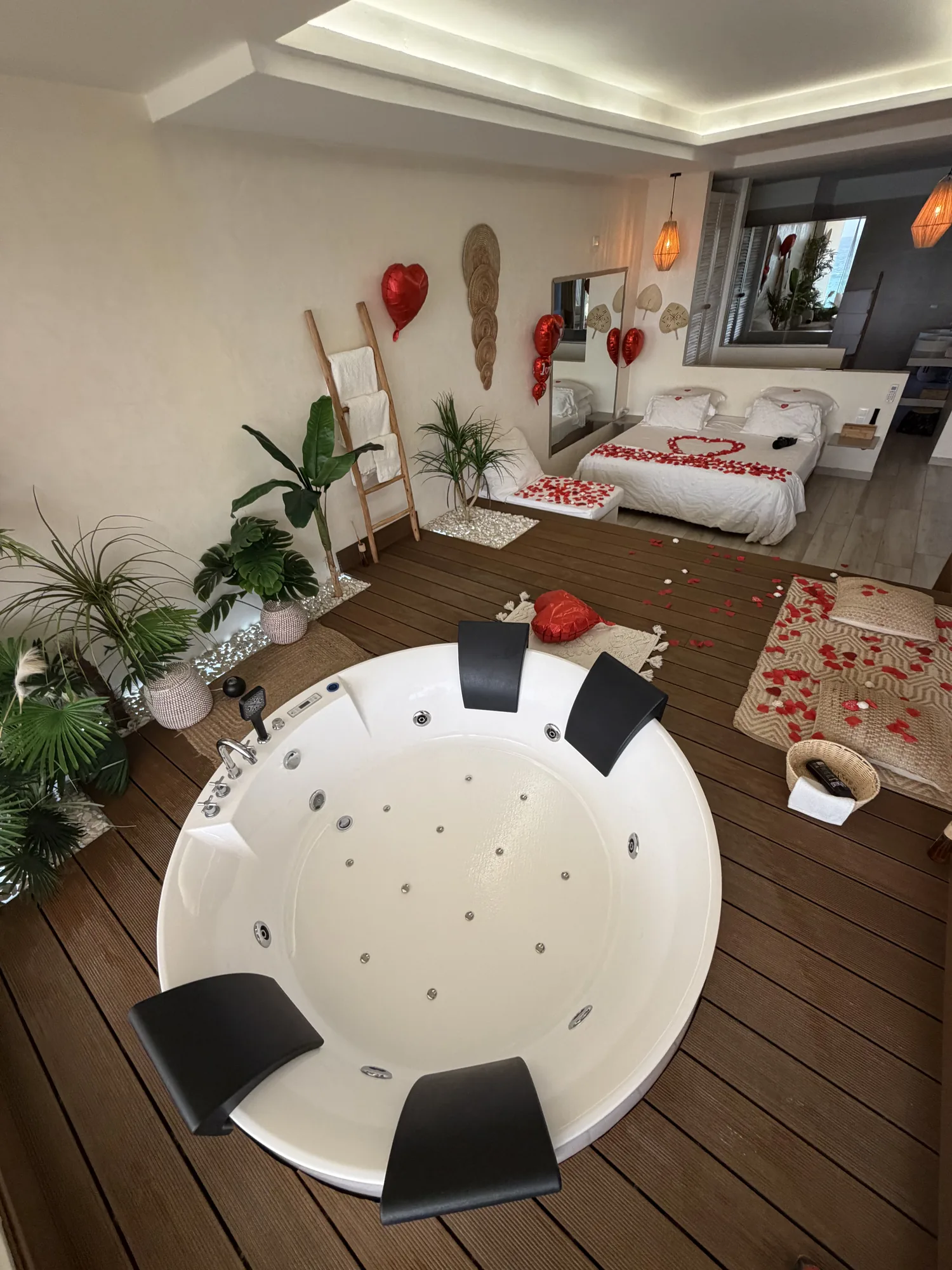 Jacuzzi et chambre, Bianca