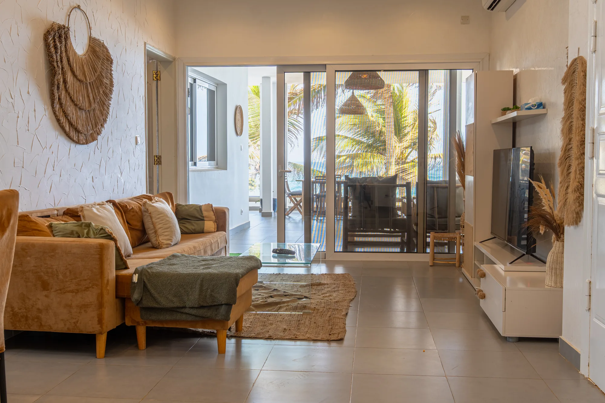 Salon ouvert sur la terrasse, Kaïa