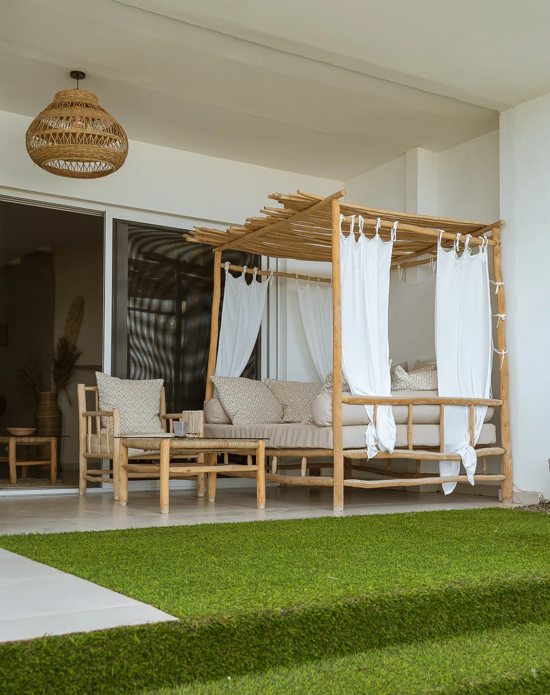 Pergola et salon de jardin, Teranga